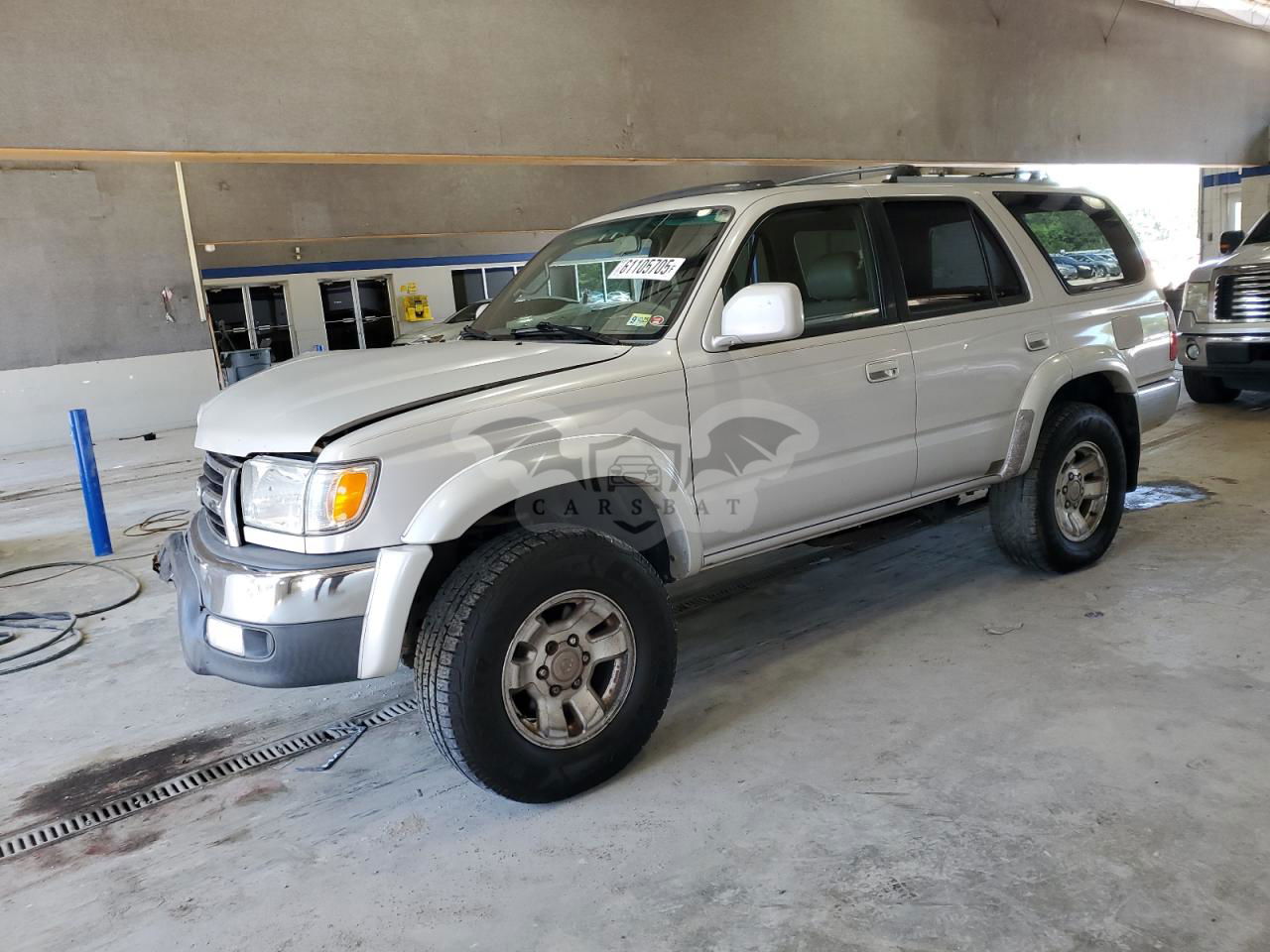 Toyota 4Runner SR5 3.4L  6 2000