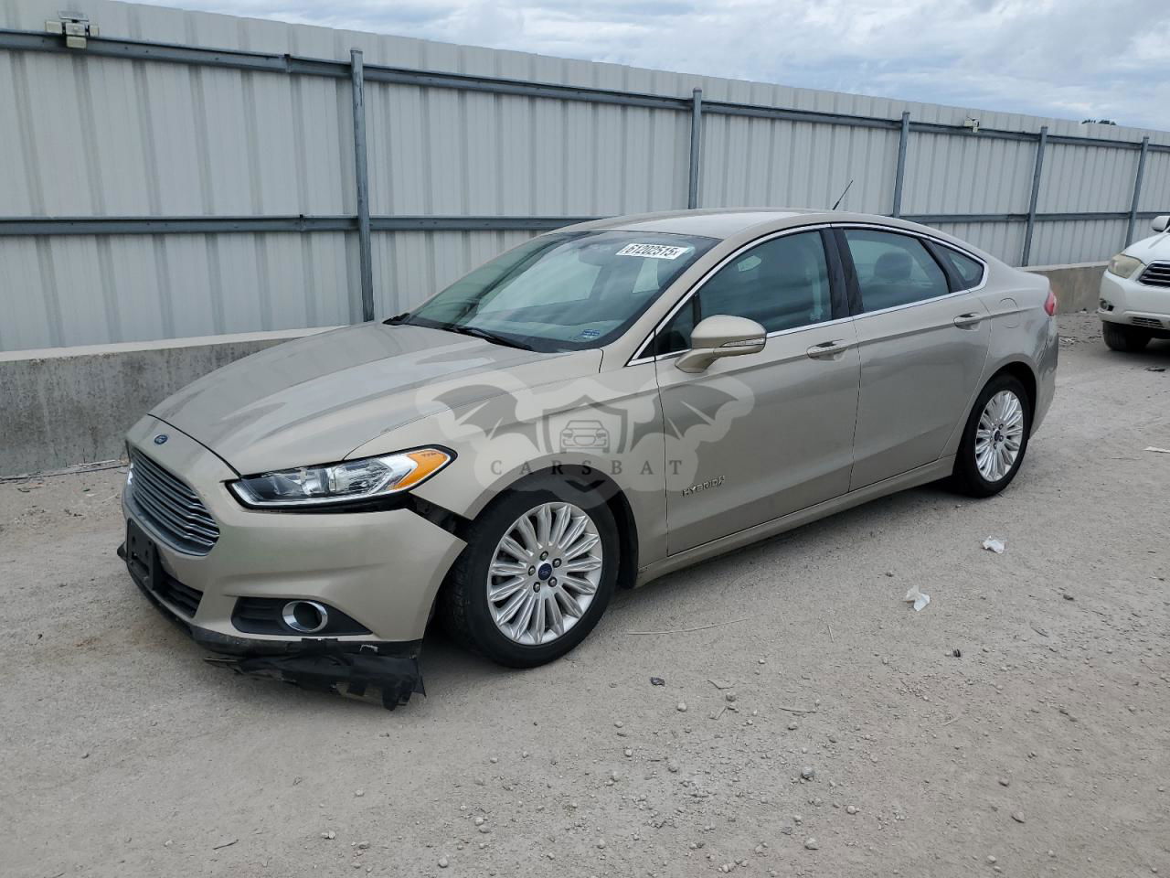 Ford Fusion SE HYBRID 2.0L  4 2016