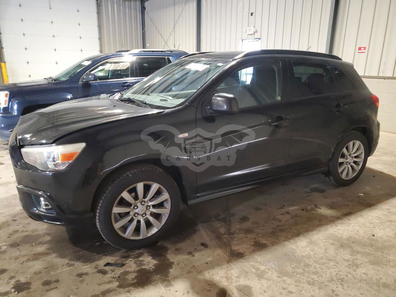 Mitsubishi Outlander SE 2.0L  4 2011