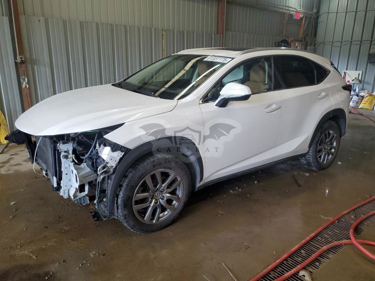 Lexus NX 200T BASE 2.0L  4 2016