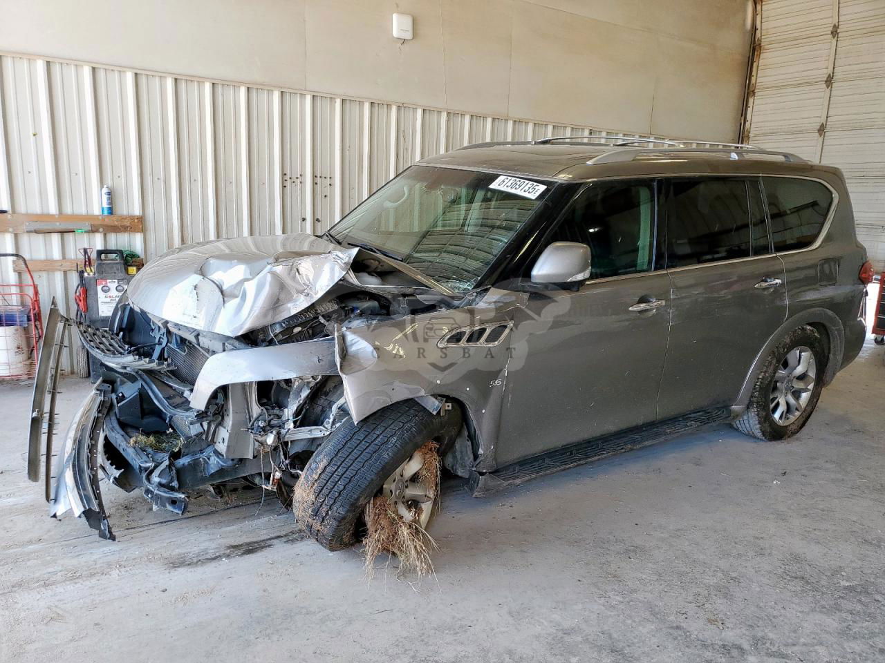 Infiniti QX80 5.6L  8 2014
