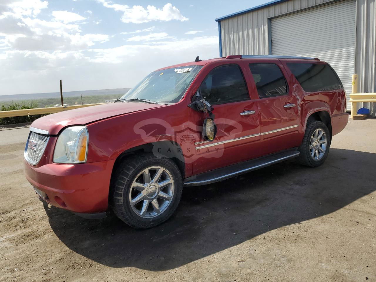 GMC Yukon DENALI 6.2L  8 2013