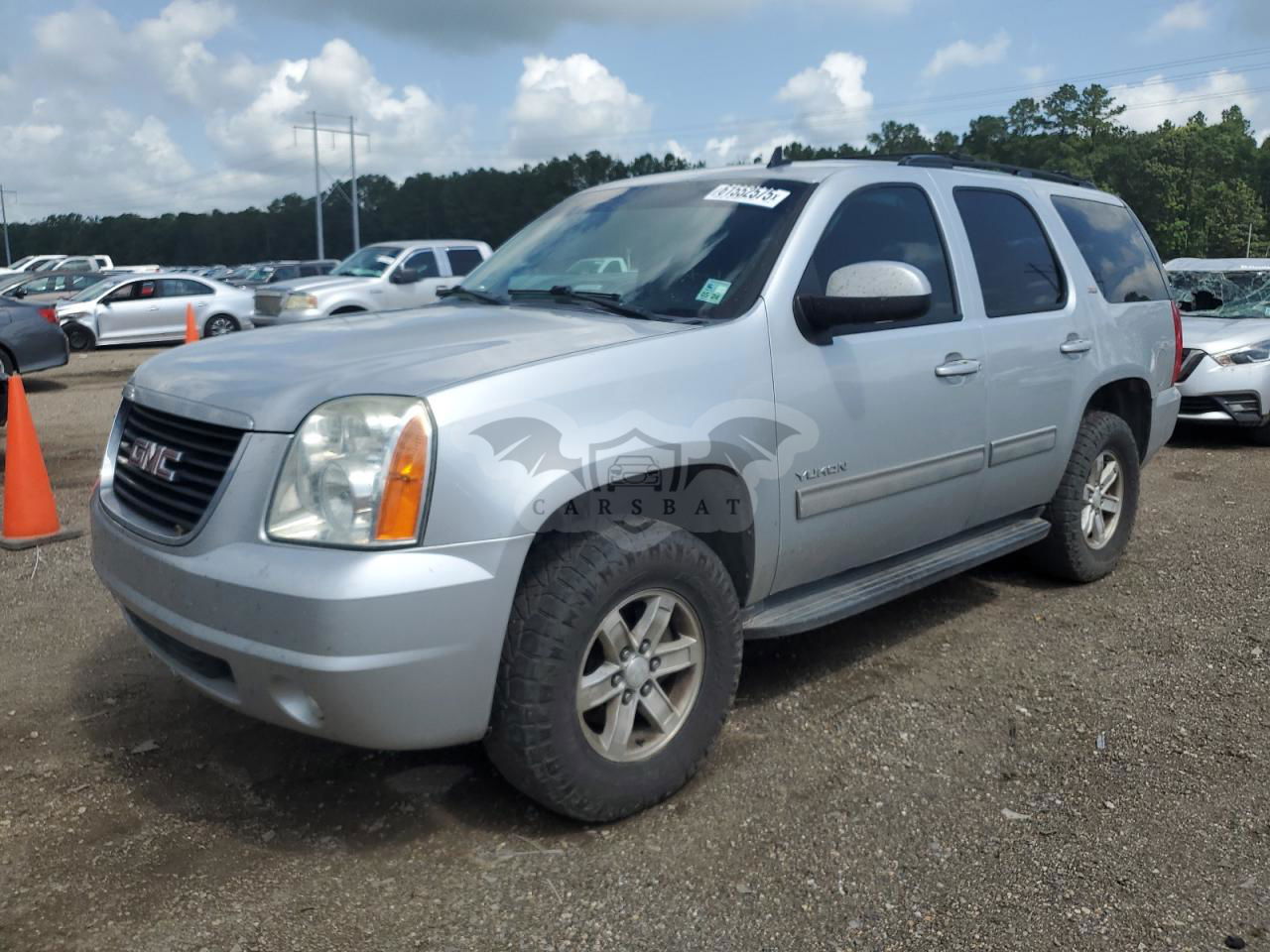 GMC Yukon SLT 5.3L  8 2013