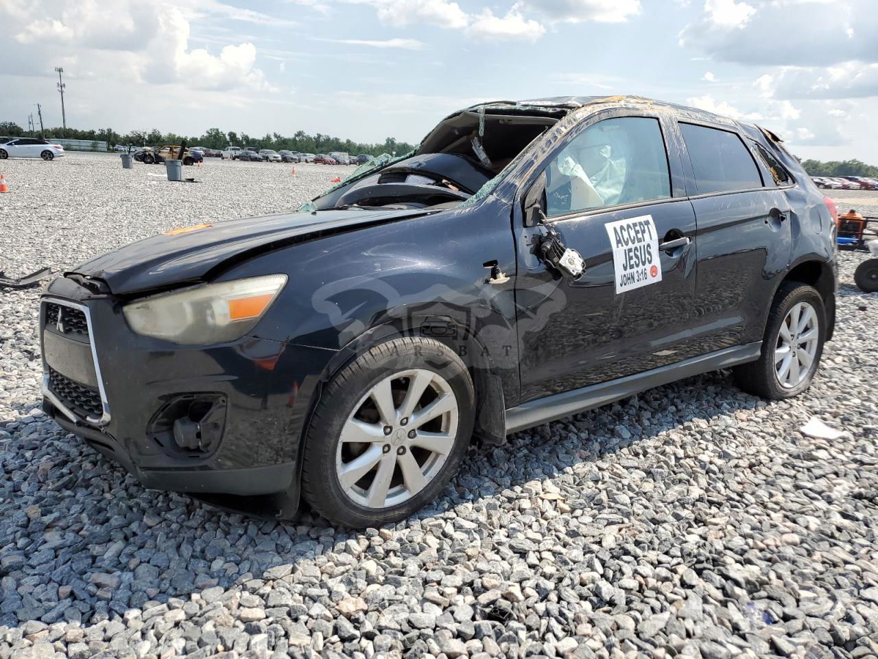 Mitsubishi Outlander ES 2.0L  4 2014