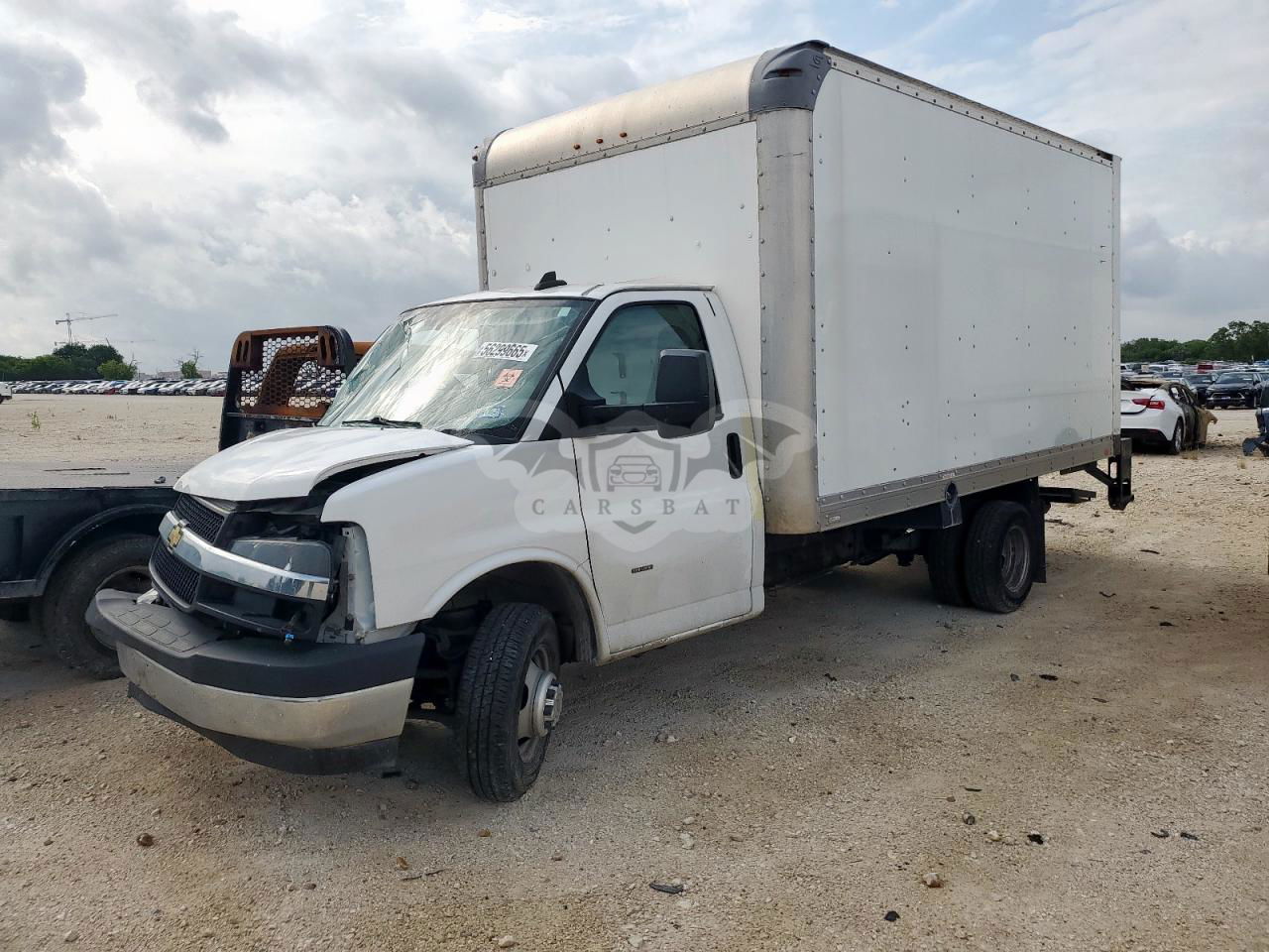 Chevrolet Express 6.6L  8 2021