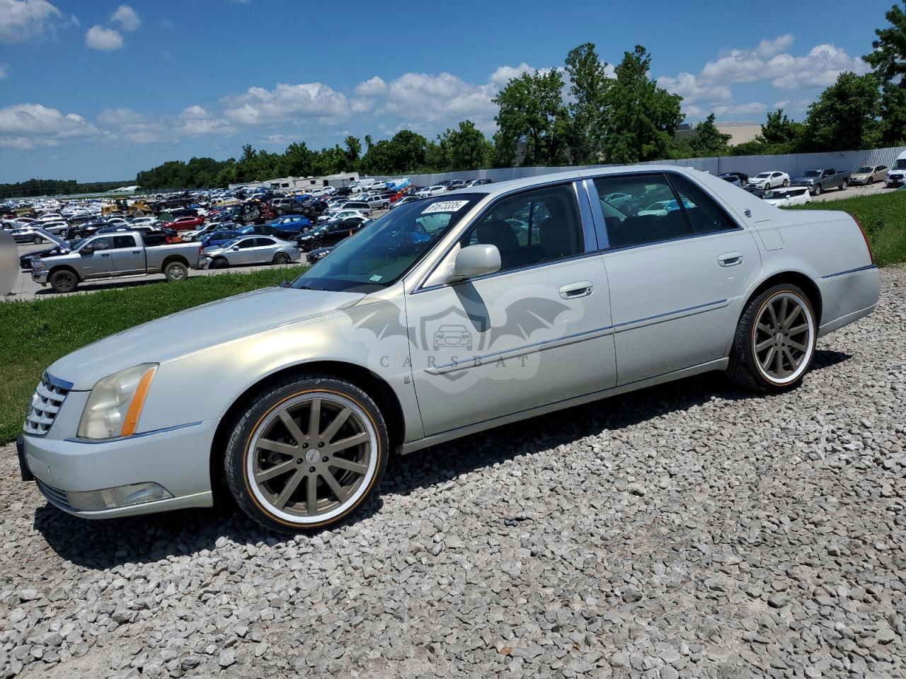 Cadillac DTS PREMIUM COLLECTION 4.6L  8 2010