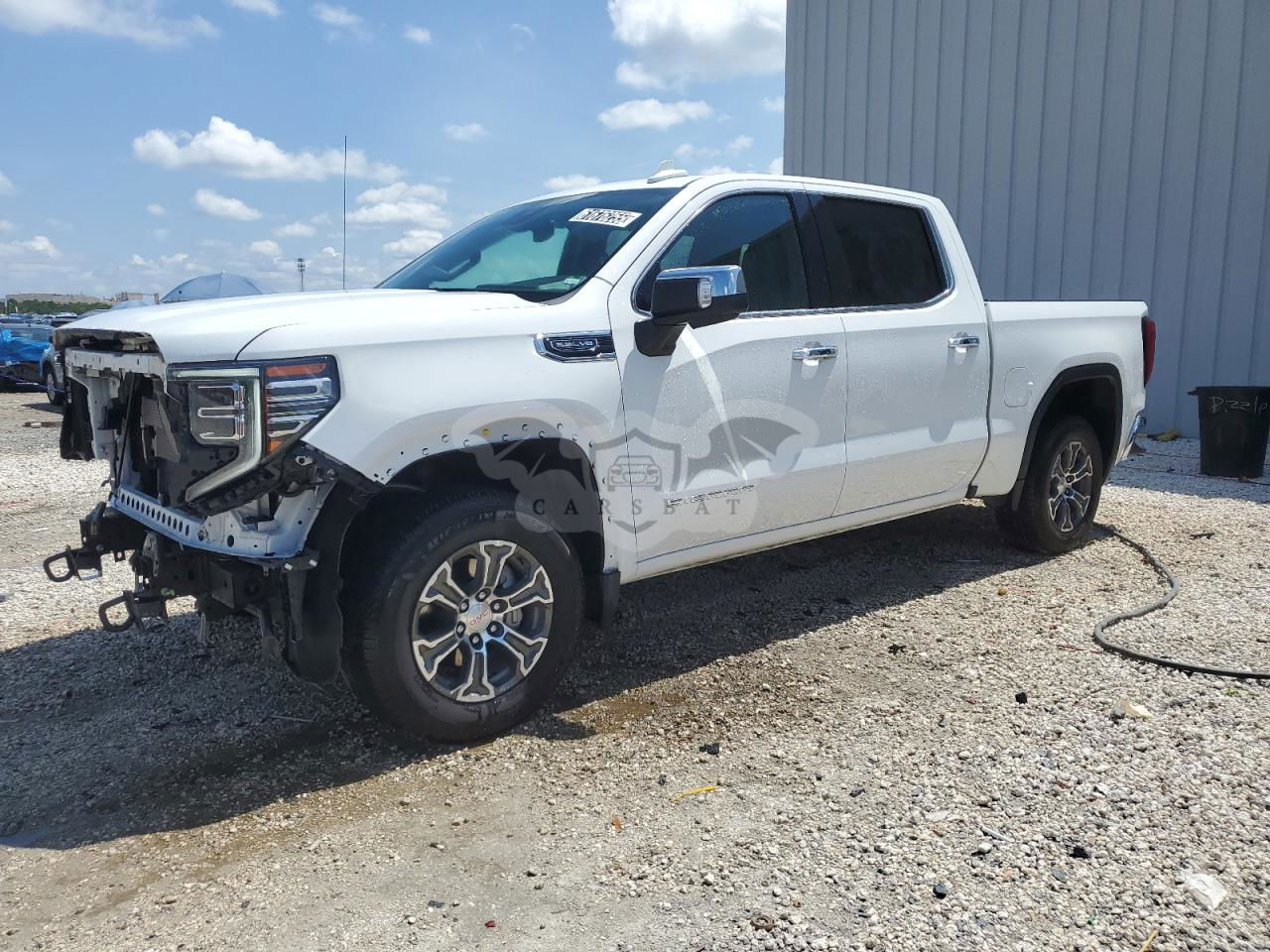 GMC Sierra C1500 SLT 5.3L  8 2025