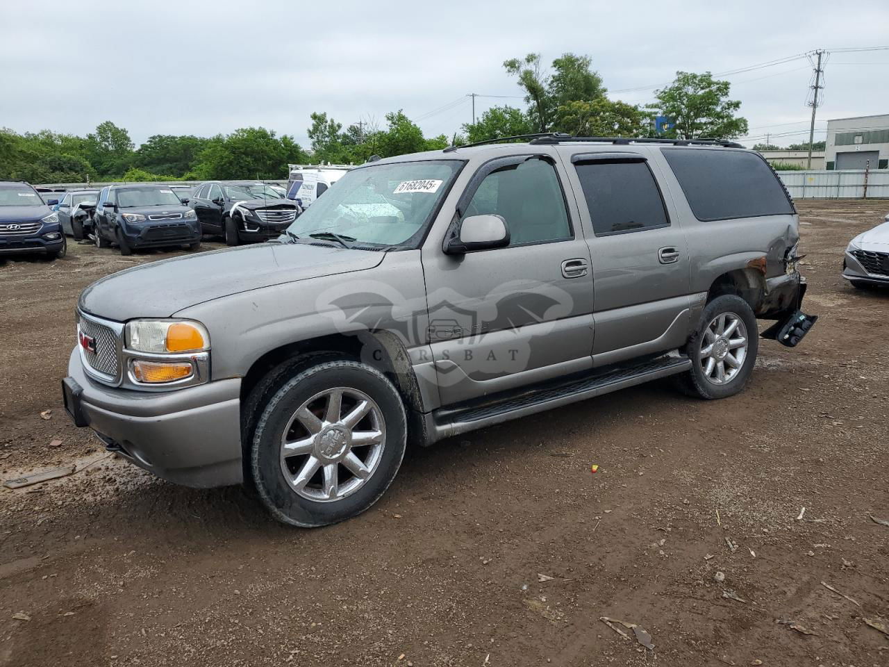 GMC Yukon DENALI 6.0L  8 2005