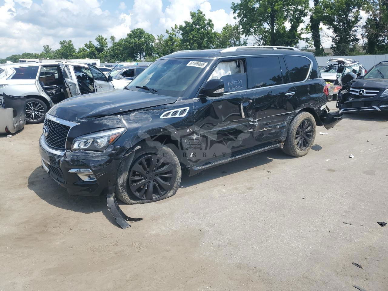 Infiniti QX80 BASE 5.6L  8 2017