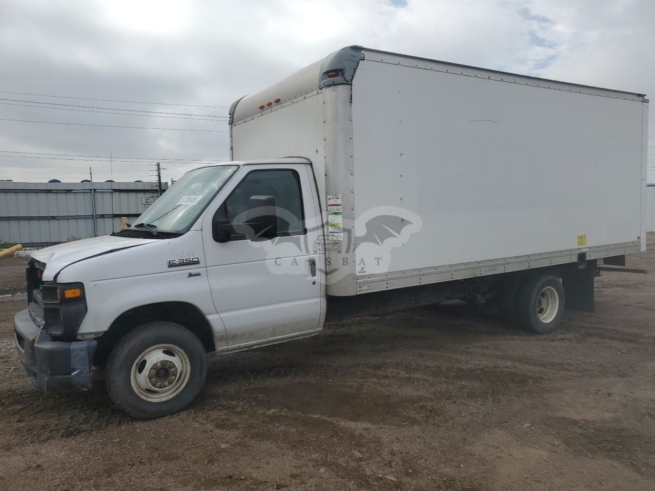 Ford Econoline E350 SUPER DUTY CUTAWAY VAN 5.4L  8 2015