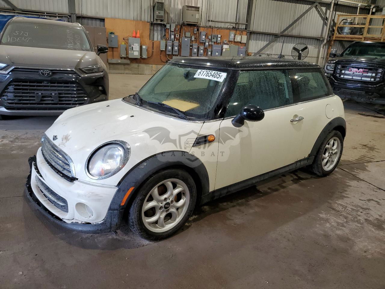 Mini Cooper 1.6L  4 2013