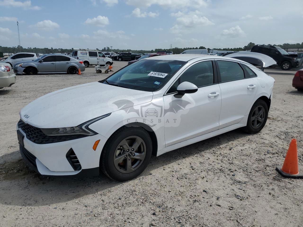 Kia K5 LXS 1.6L  4 2022