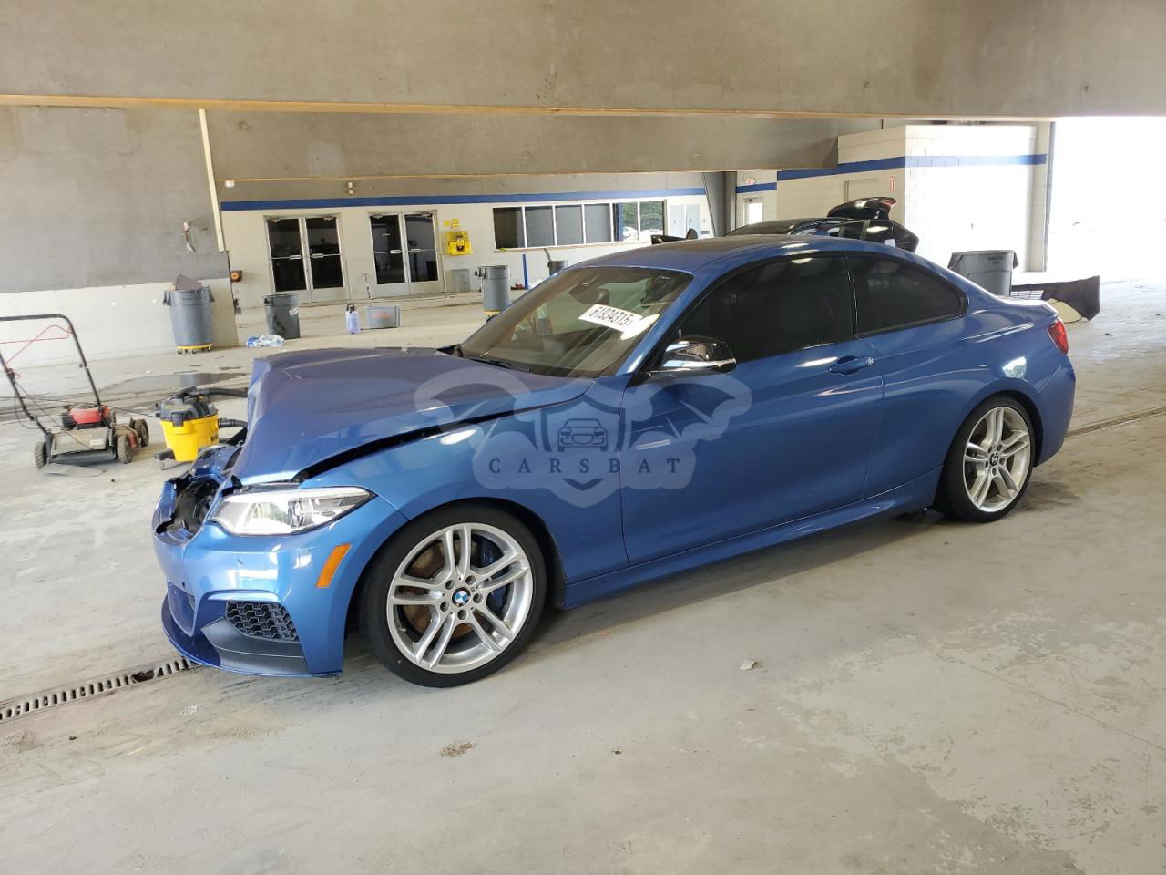 BMW M2 3.0L  6 2020
