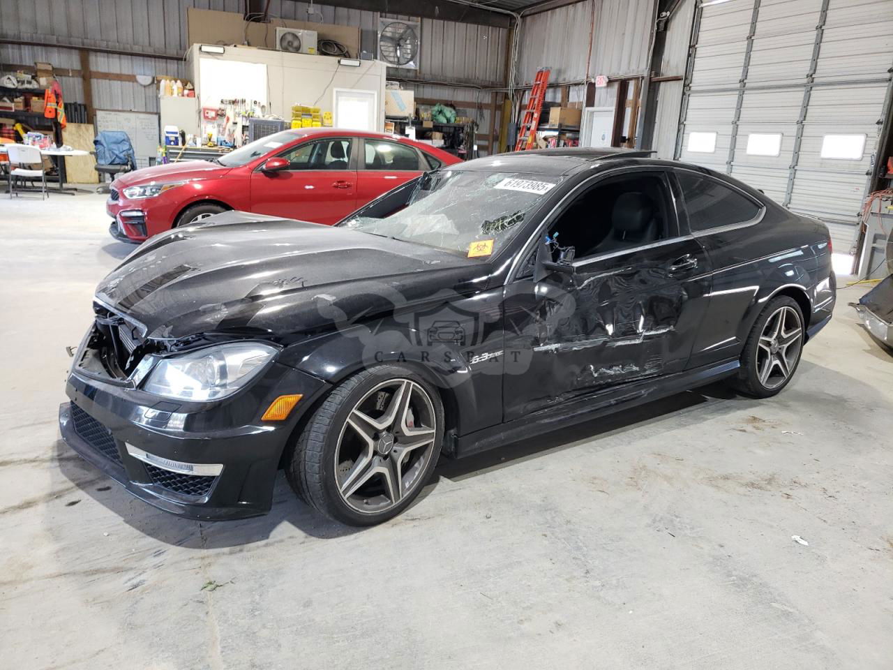 Mercedes-Benz C 63 AMG 6.2L  8 2013