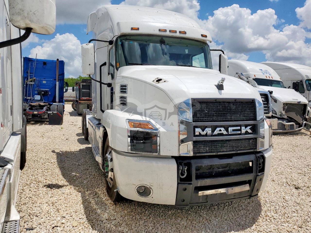 Mack Anthem 12.7L  6 2020