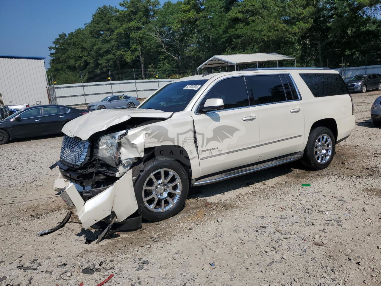GMC Yukon DENALI 6.2L  8 2015
