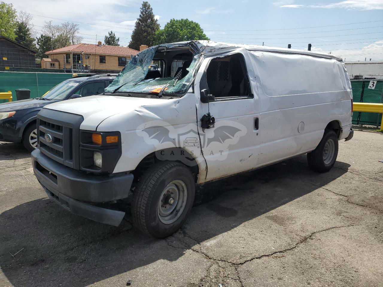 Ford Econoline E350 SUPER DUTY VAN 5.4L  8 2013