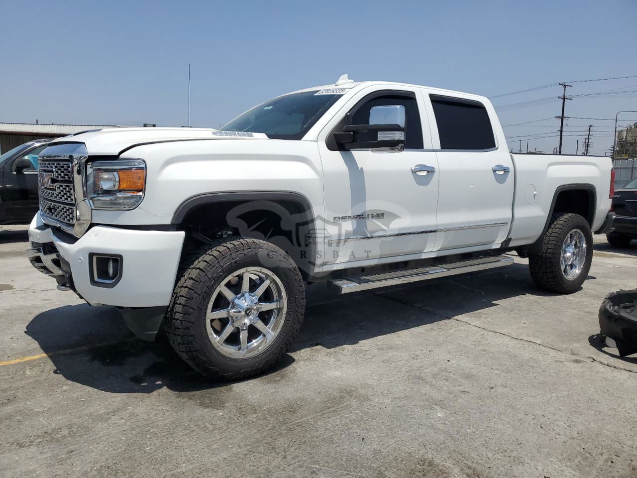 GMC Sierra K2500 DENALI 6.6L  8 2019