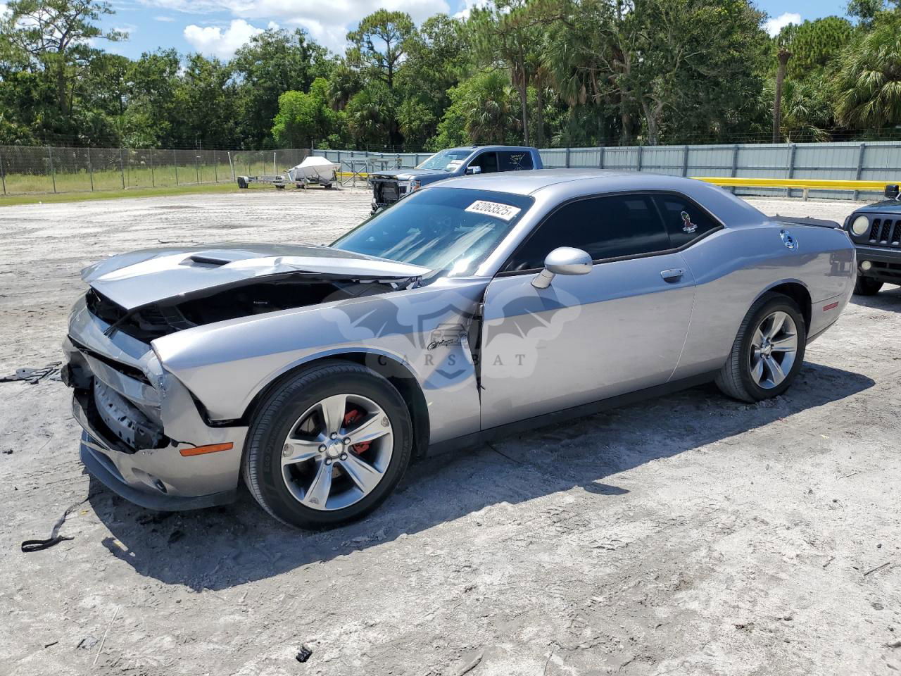 Dodge Challenger SXT 3.6L  6 2015