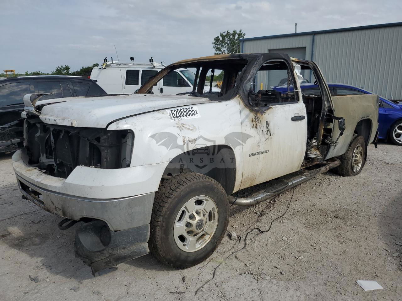 GMC Sierra C2500 HEAVY DUTY 6.0L  8 2013