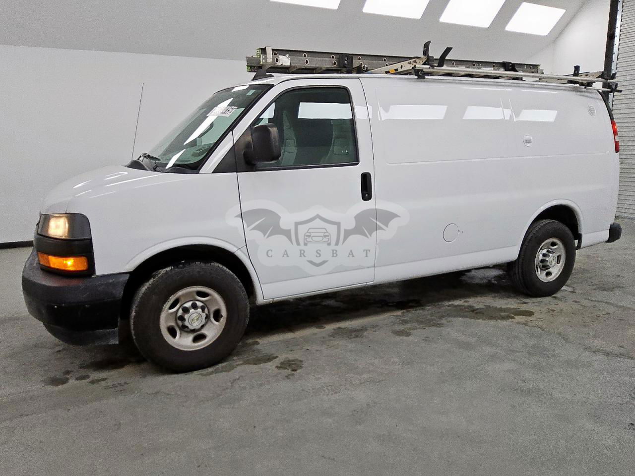 Chevrolet Express 6.0L  8 2020