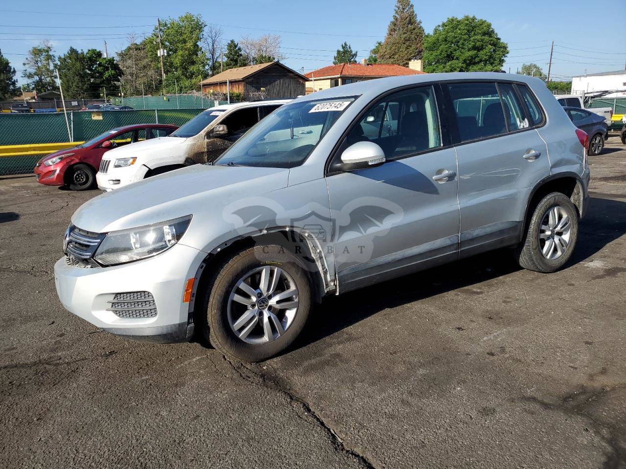 Volkswagen Tiguan S 2.0L  4 2012