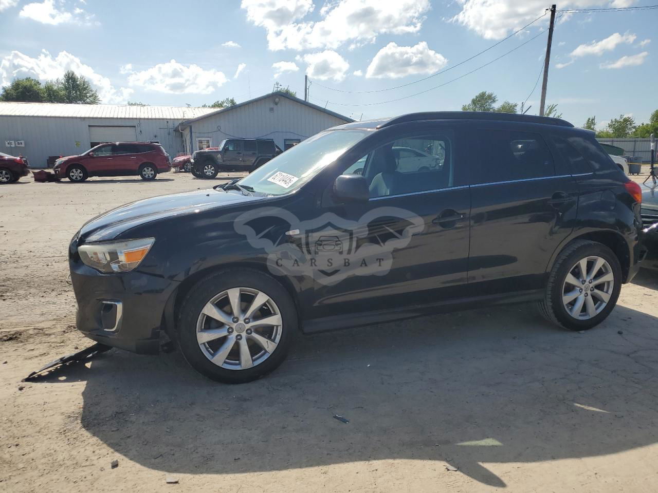 Mitsubishi Outlander SE 2.0L  4 2013