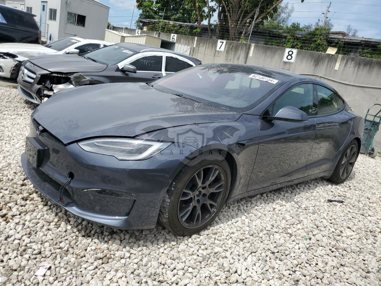Tesla Model S 2021