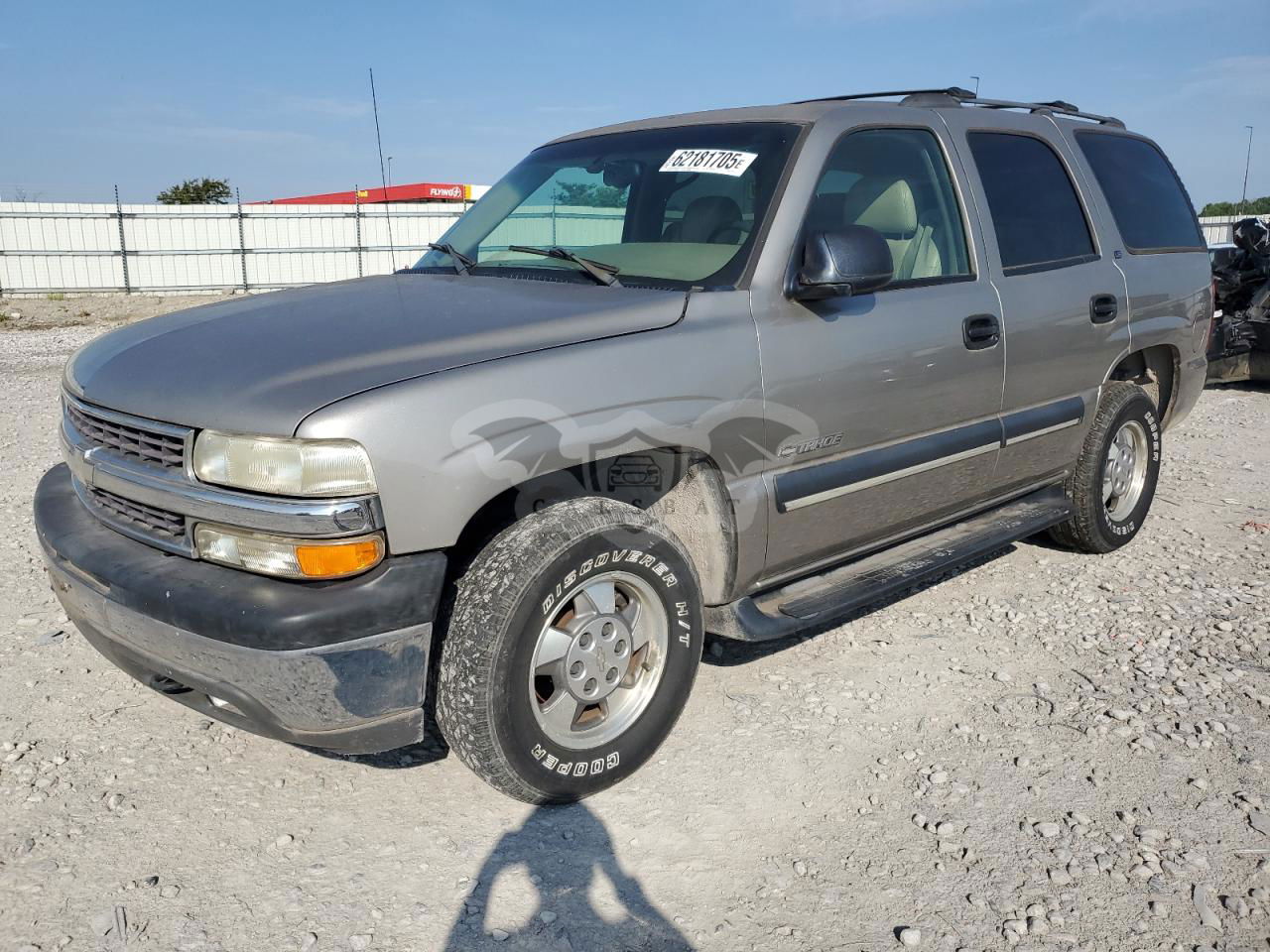 Chevrolet Tahoe C1500 5.3L  8 2002