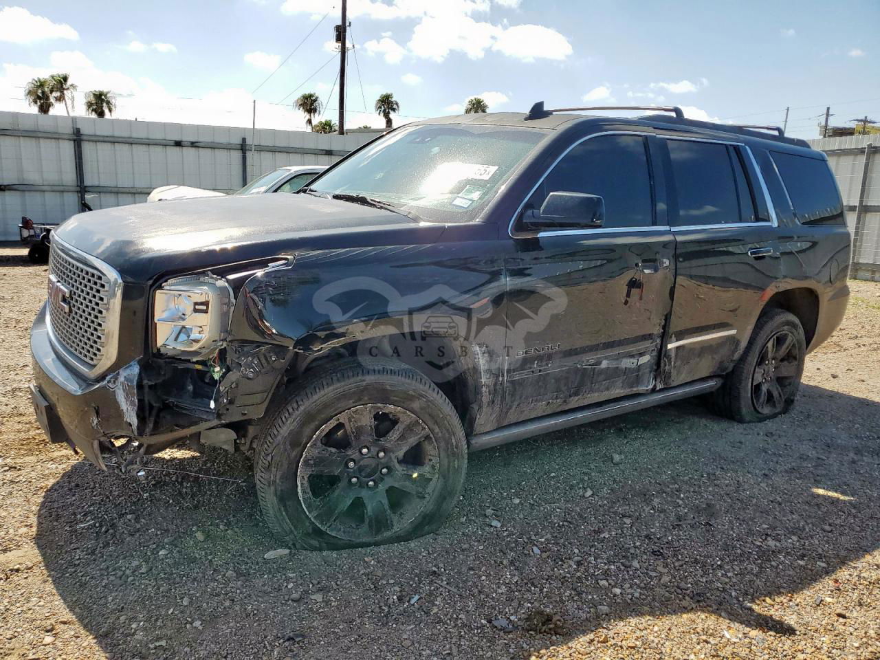 GMC Yukon DENALI 6.2L  8 2015