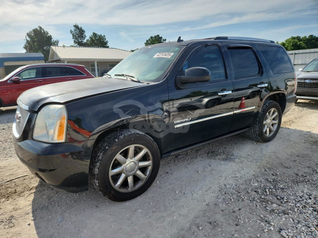 GMC Yukon DENALI 6.2L  8 2013