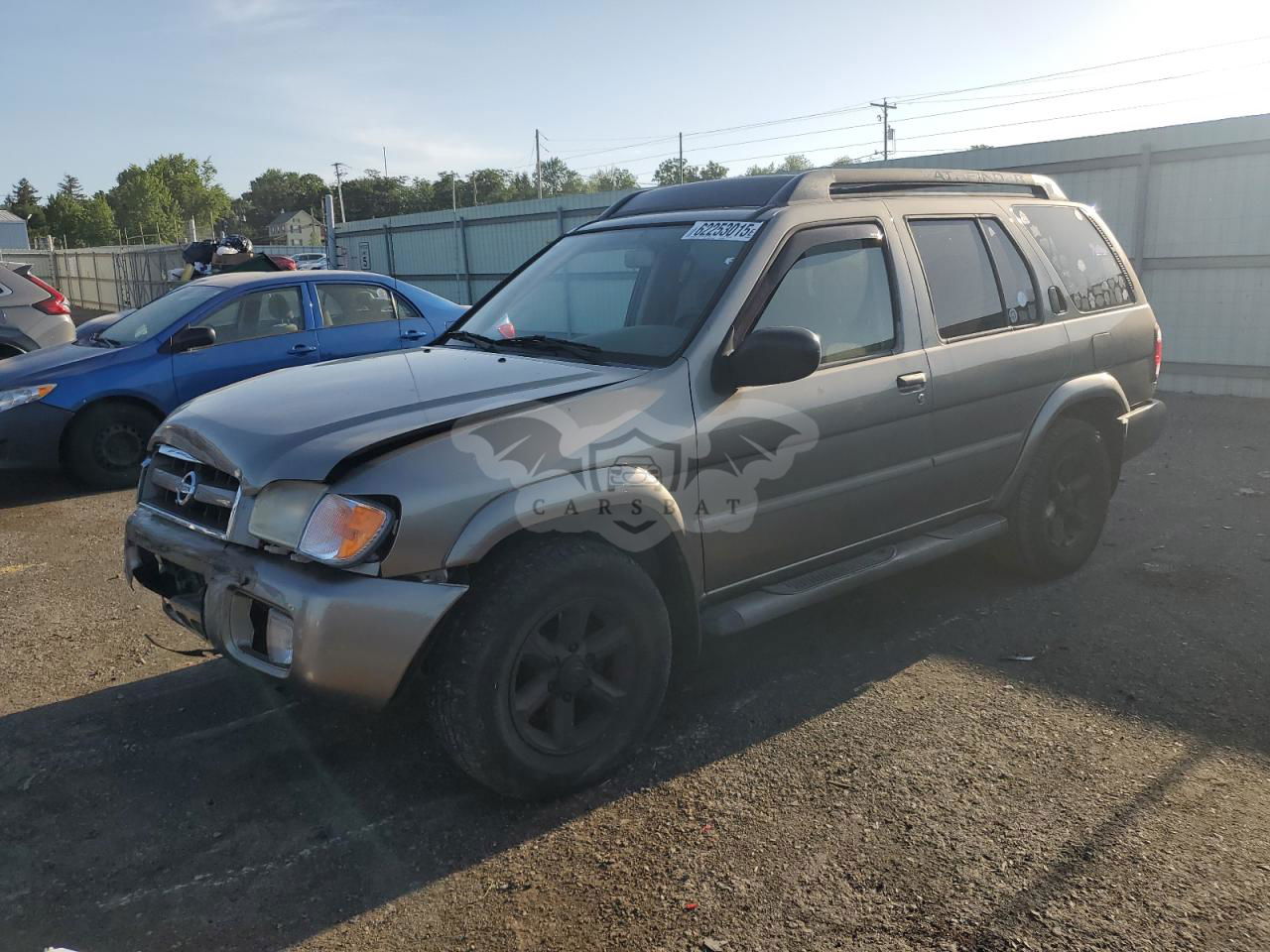 Nissan Pathfinder LE 3.5L  6 2004