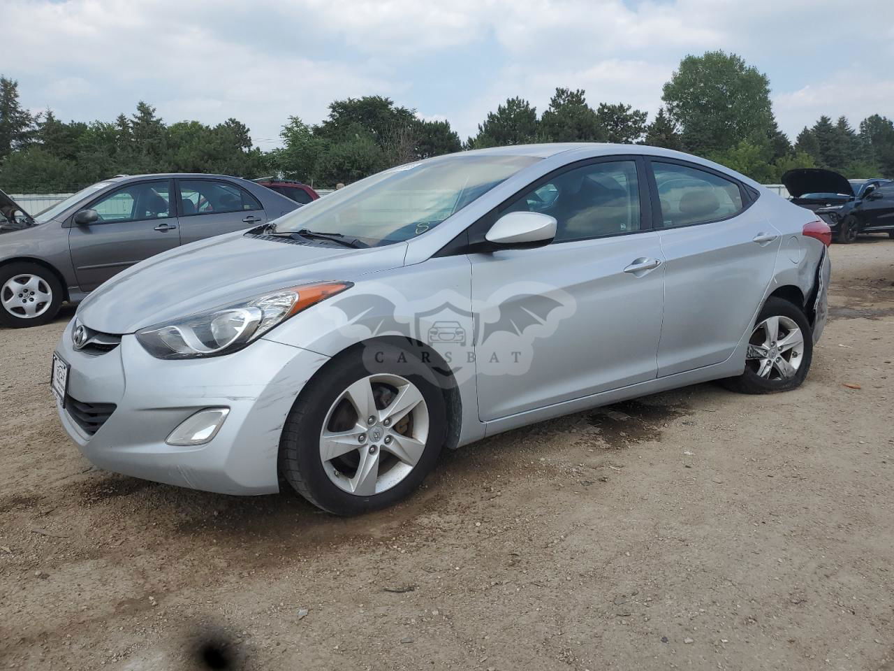 Hyundai Elantra GLS 1.8L  4 2012