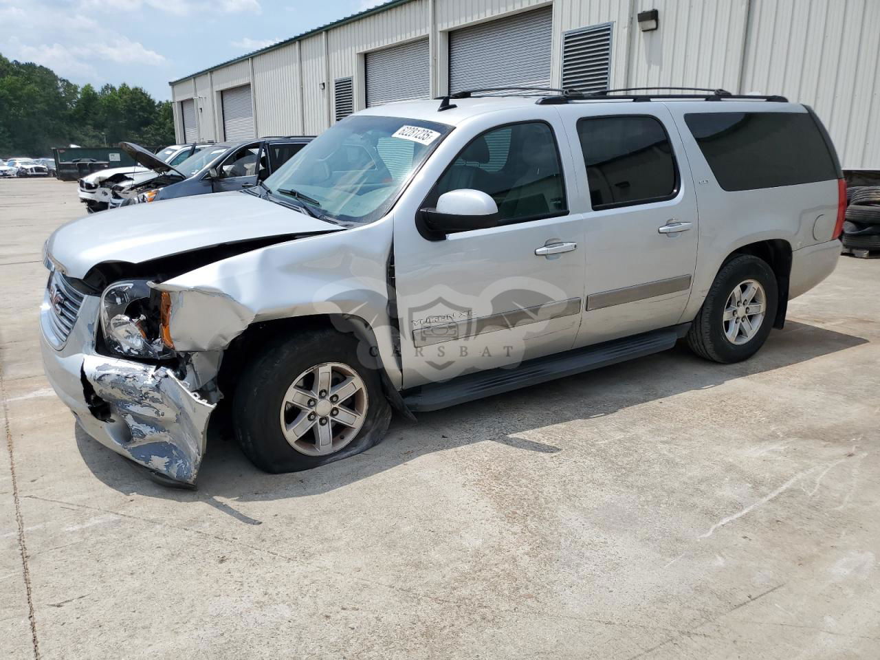 GMC Yukon C1500 SLT 5.3L  8 2013