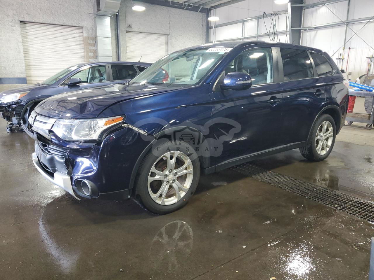 Mitsubishi Outlander SE 2.4L  4 2015