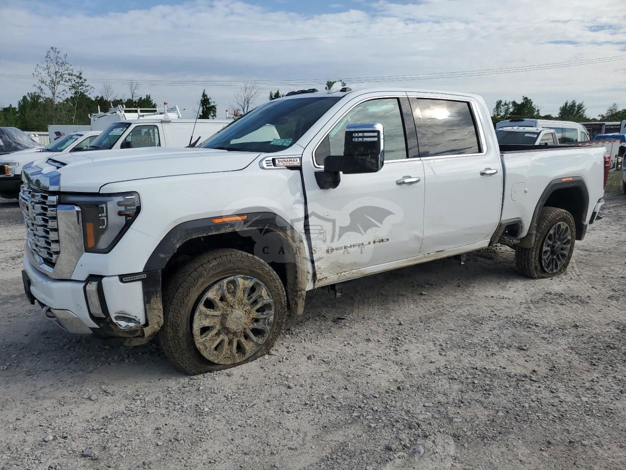 GMC Sierra K2500 DENALI 6.6L  8 2025