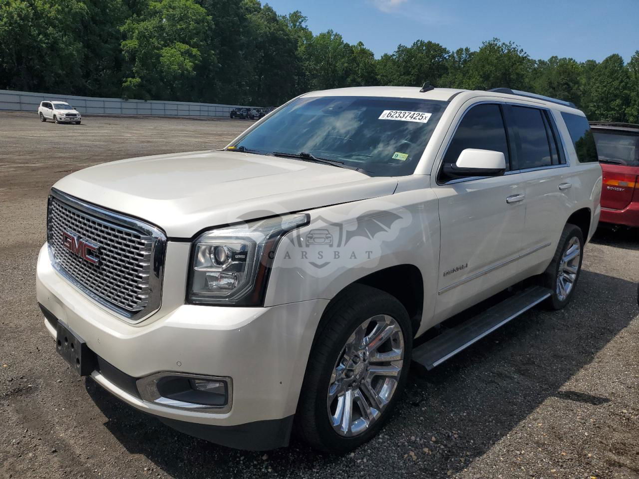 GMC Yukon DENALI 6.2L  8 2015