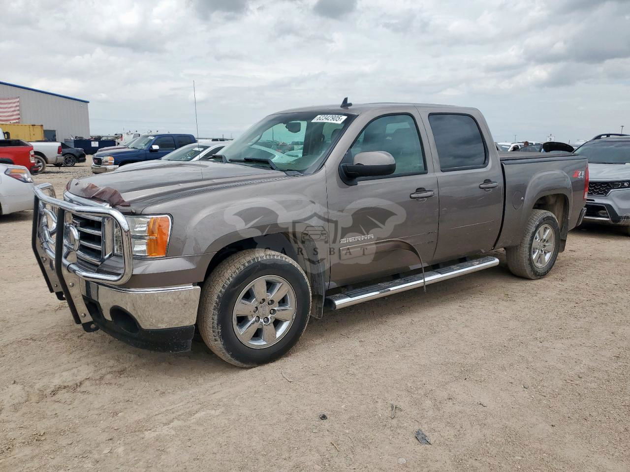 GMC Sierra K1500 SLT 5.3L  8 2013