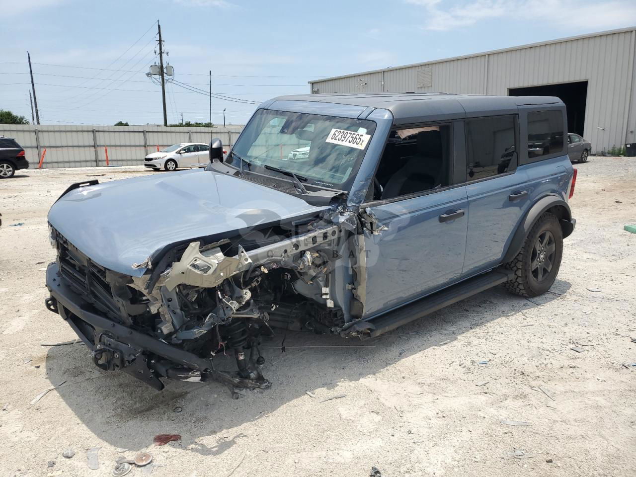 Ford Bronco BLACK DIAMOND 2.3L  4 2024