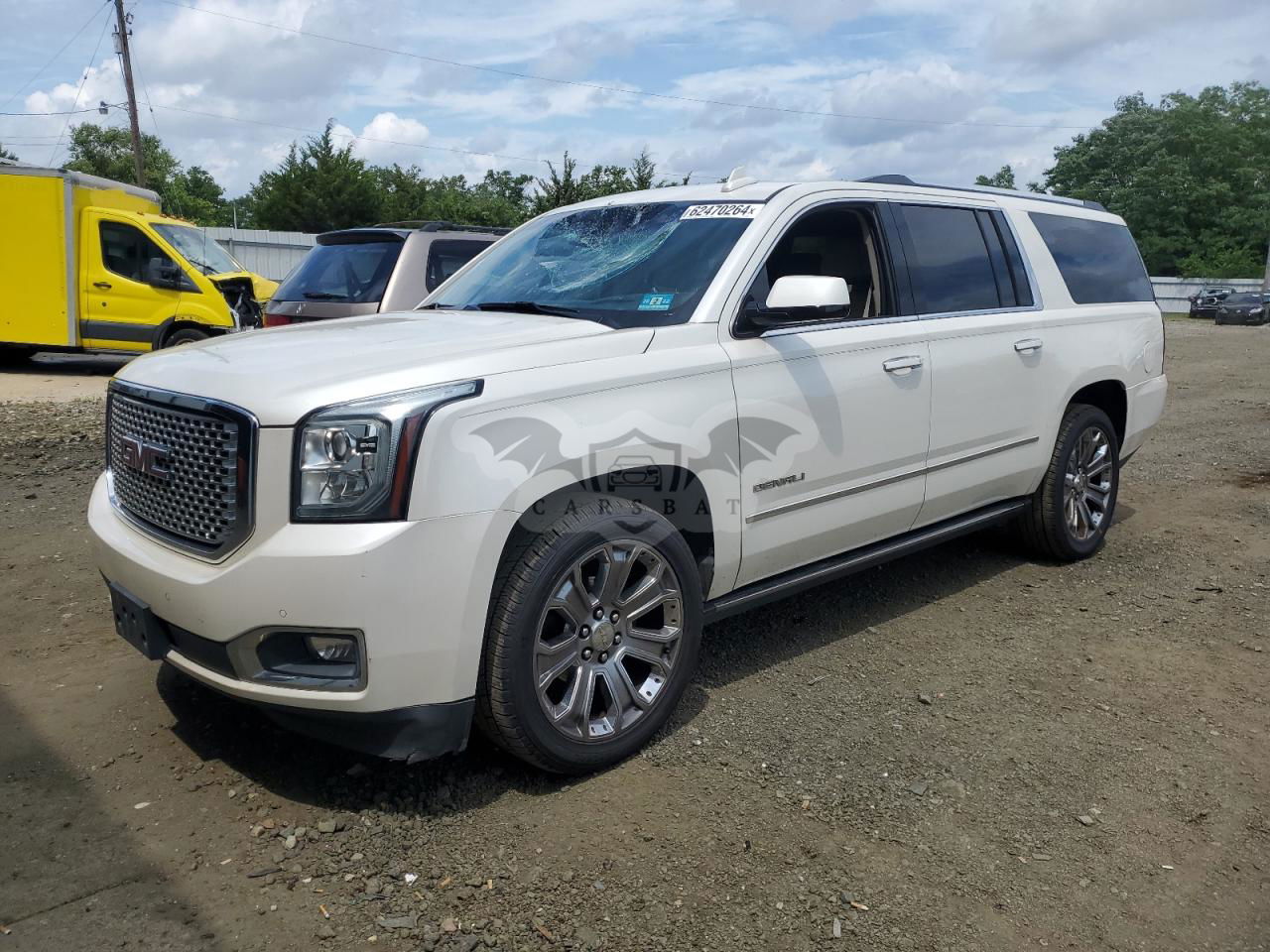 GMC Yukon DENALI 6.2L  8 2015