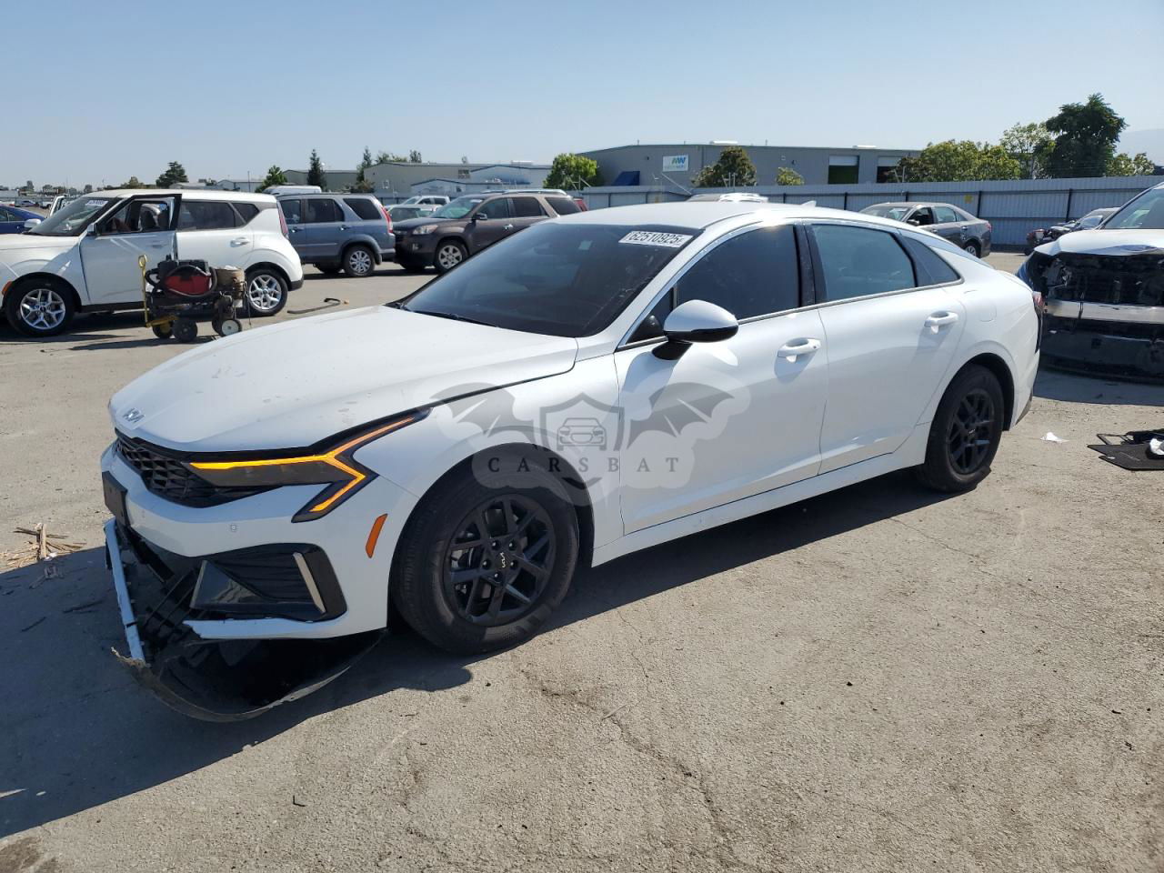 Kia K5 LXS 2.5L  4 2025