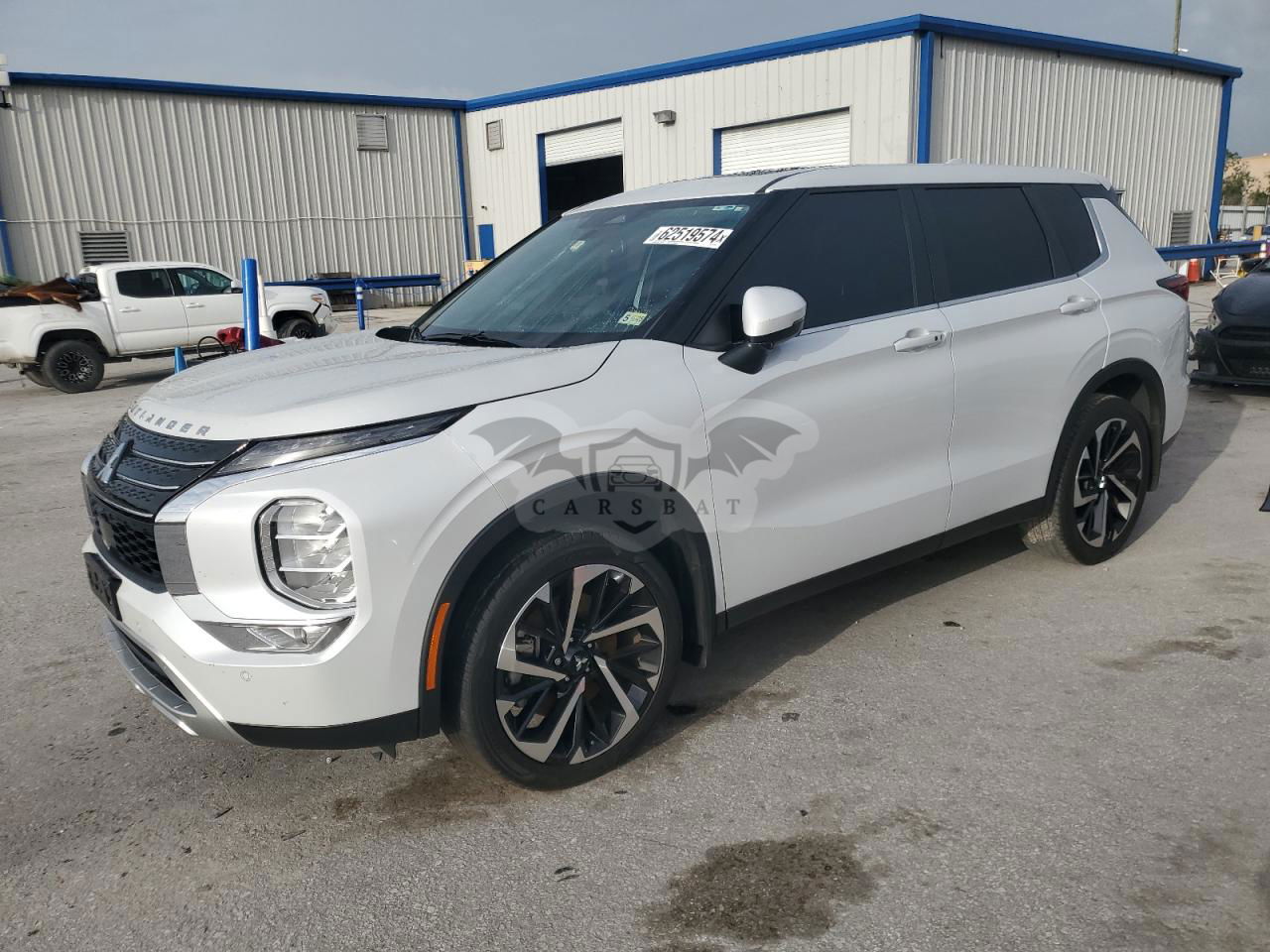Mitsubishi Outlander SE 2.5L  4 2023