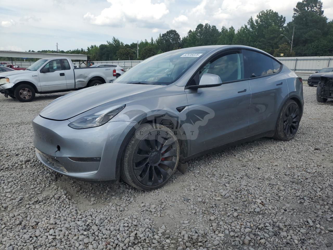 Tesla Model Y 2024