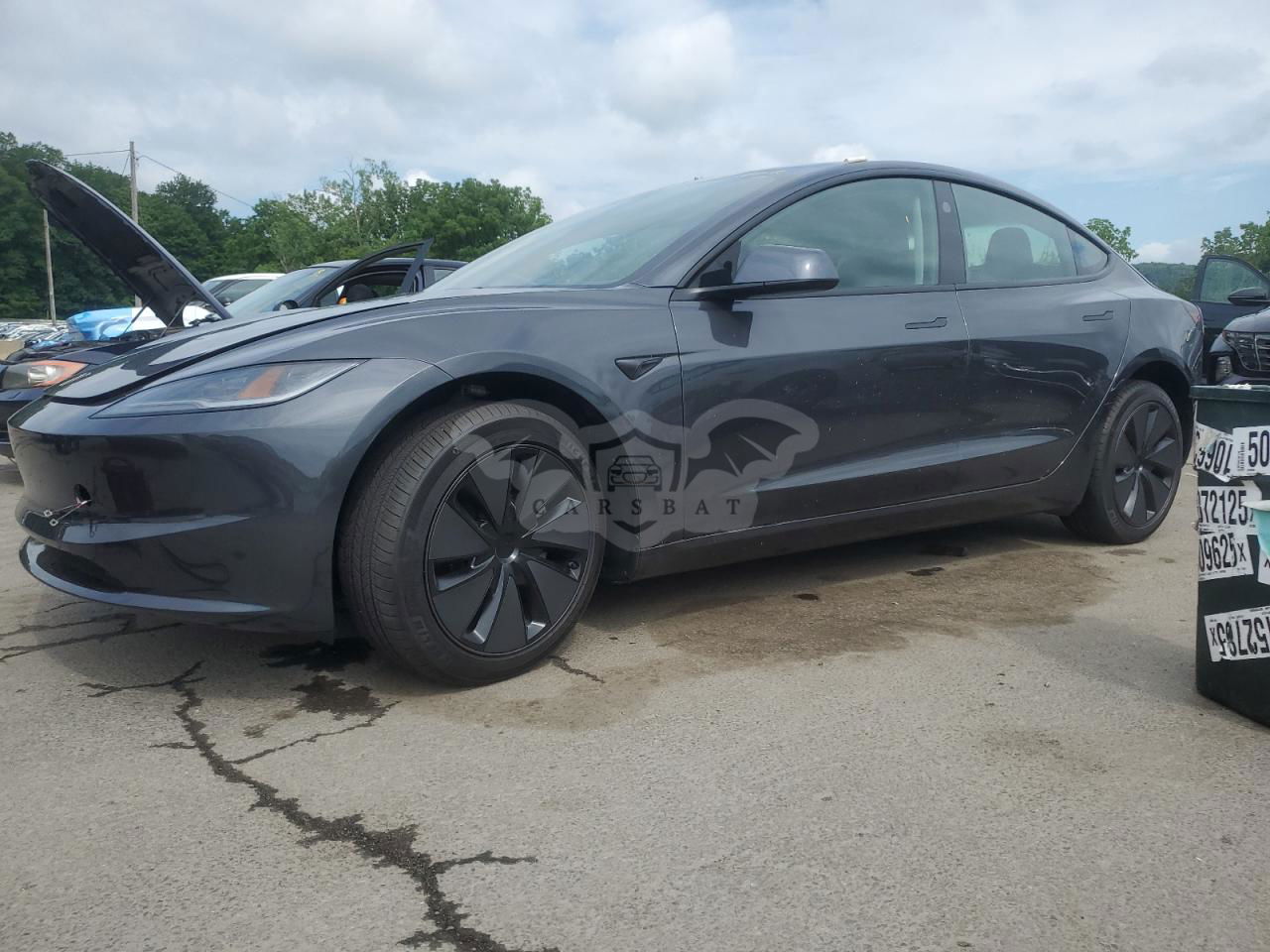 Tesla Model 3 2024
