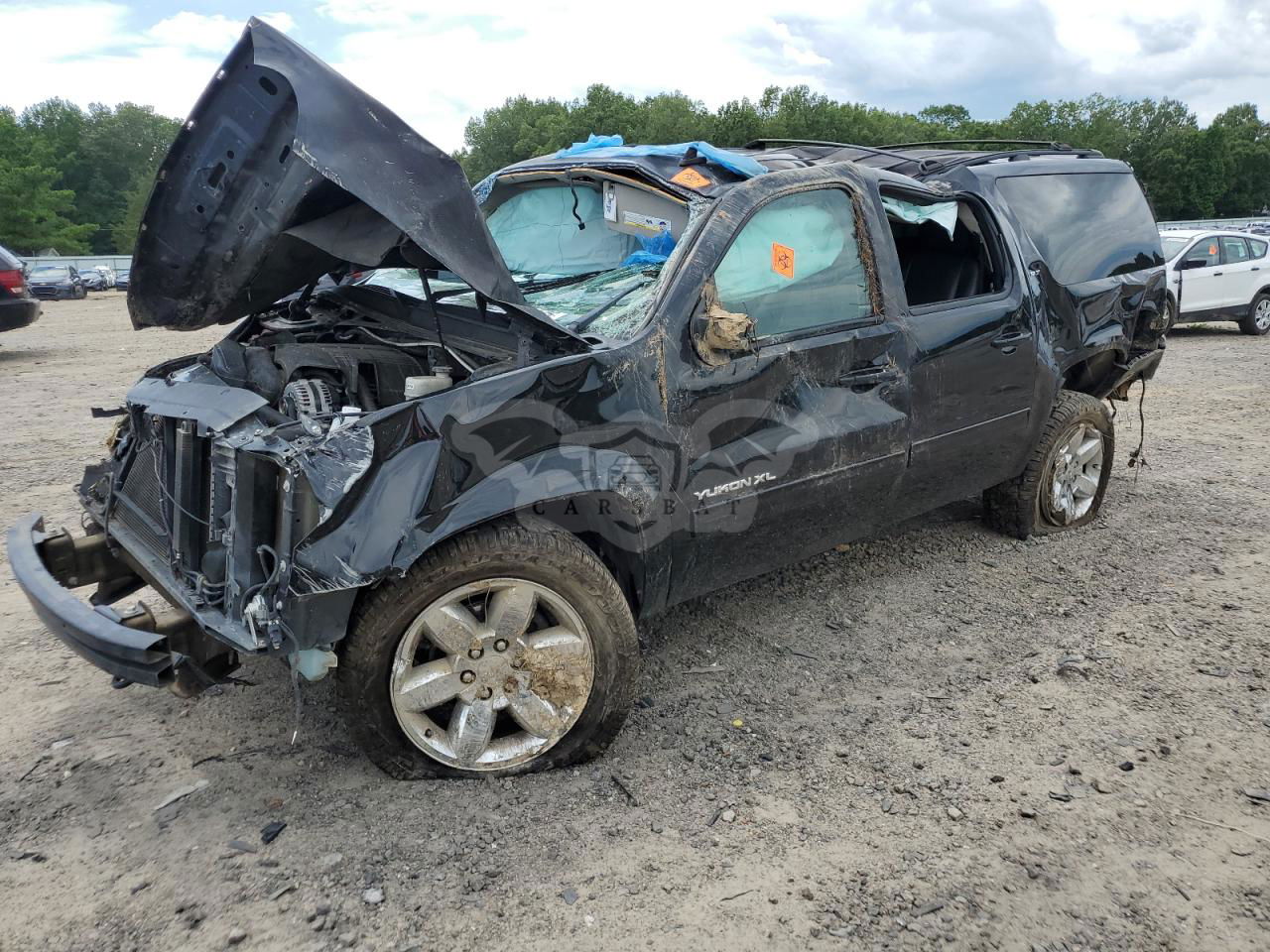 GMC Yukon K1500 SLT 5.3L  8 2013