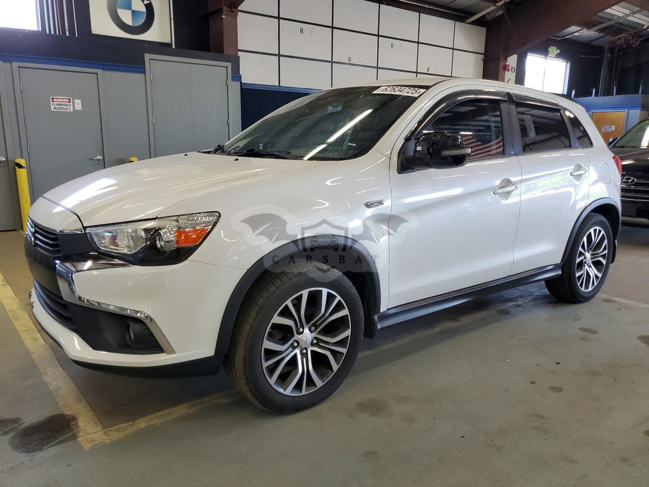Mitsubishi Outlander ES 2.4L  4 2016