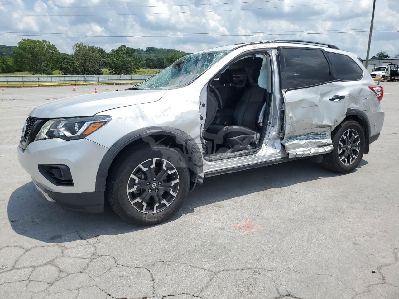 Nissan Pathfinder S 3.5L  6 2019