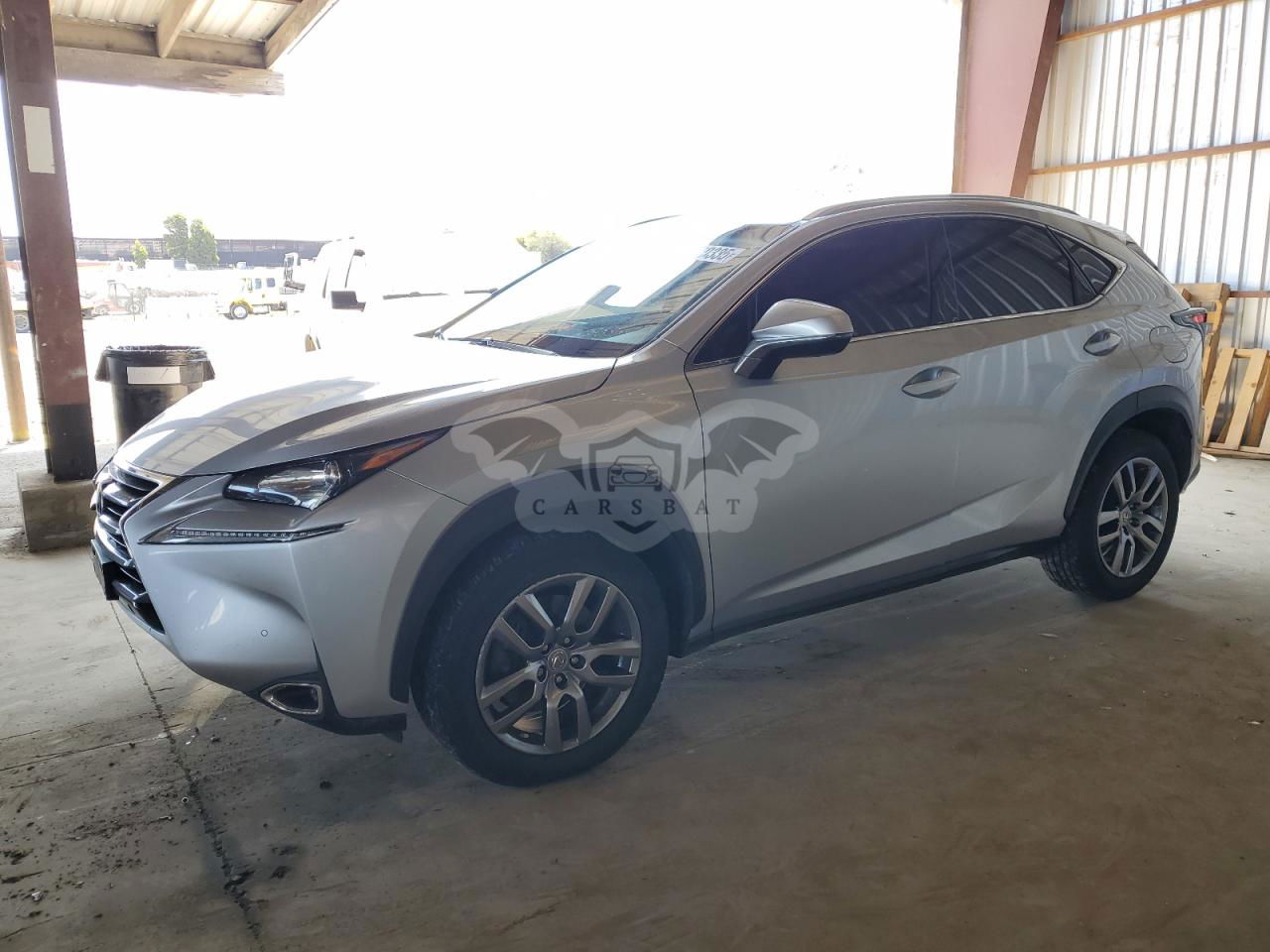 Lexus NX 200T BASE 2.0L  4 2016