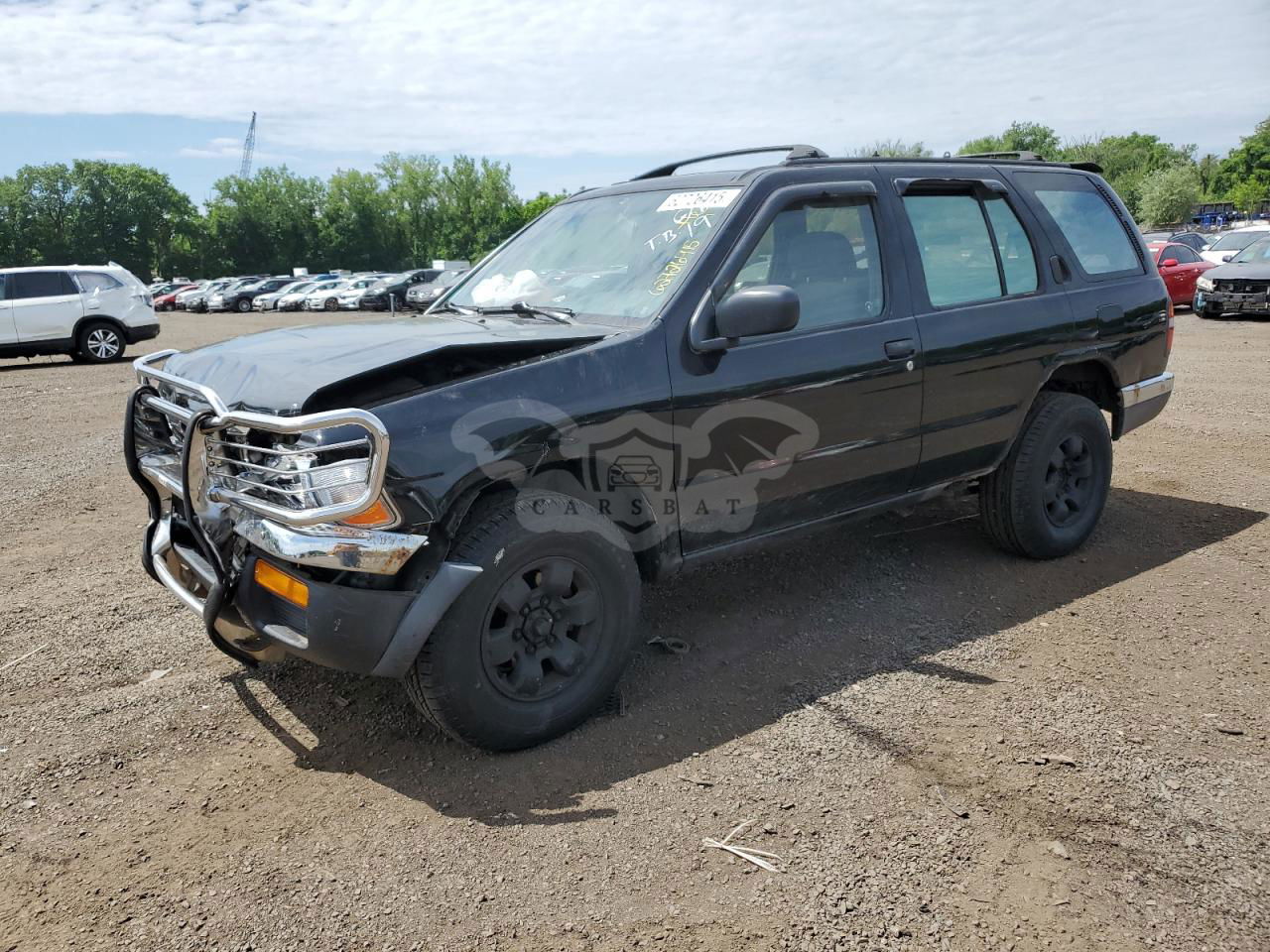 Nissan Pathfinder LE 3.3L  6 1999