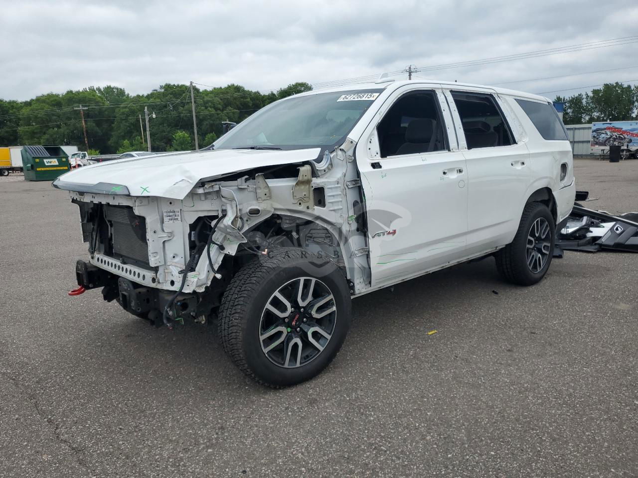 GMC Yukon AT4 5.3L  8 2021
